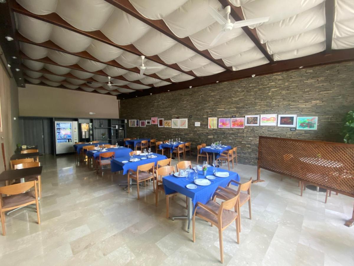 Spa Hotel Ciudad De Teruel Bagian luar foto