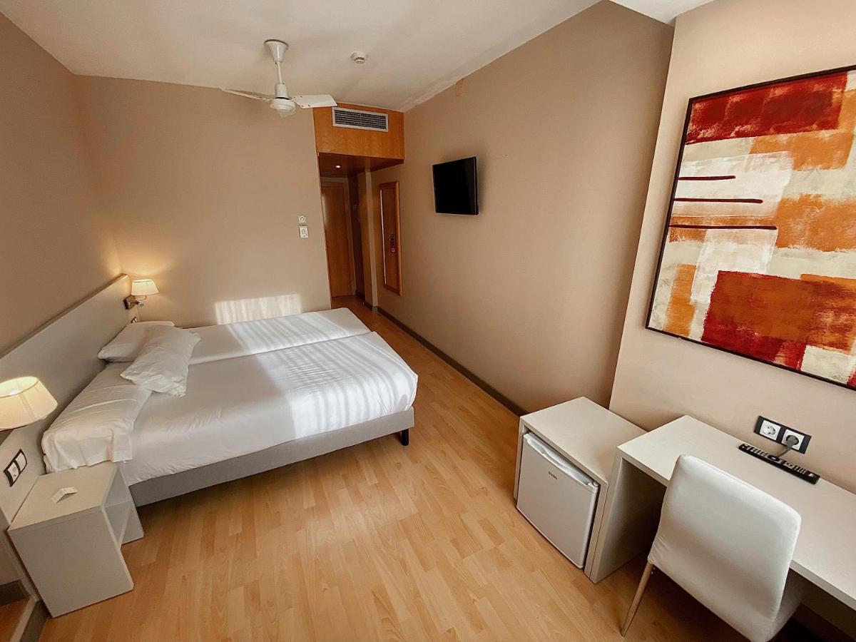 Spa Hotel Ciudad De Teruel Bagian luar foto
