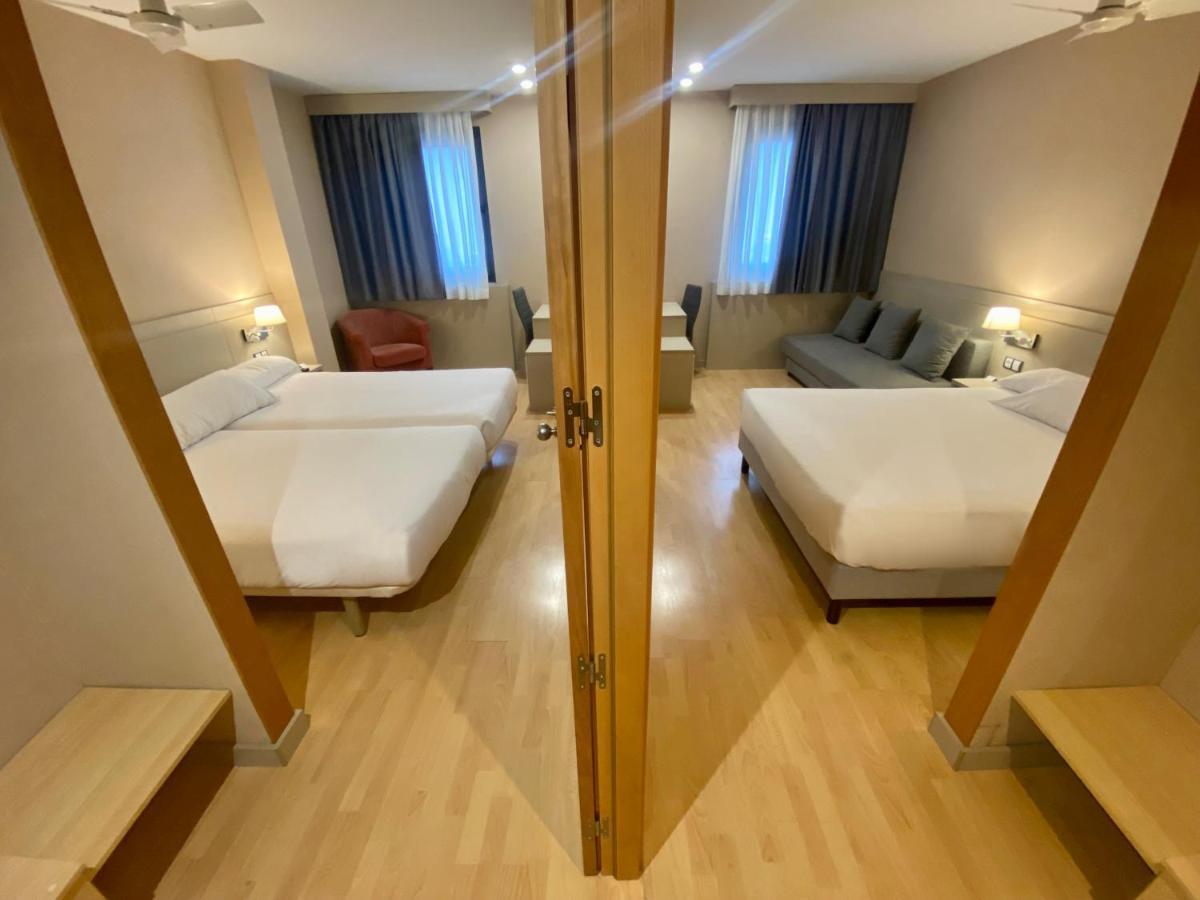 Spa Hotel Ciudad De Teruel Bagian luar foto
