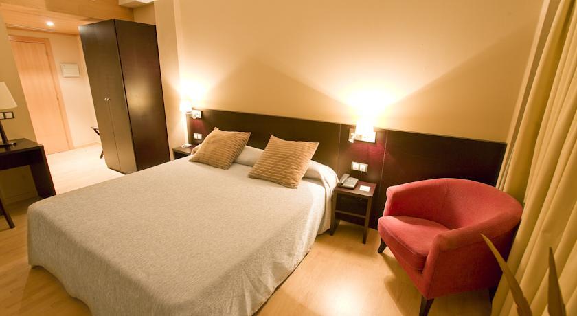 Spa Hotel Ciudad De Teruel Bagian luar foto