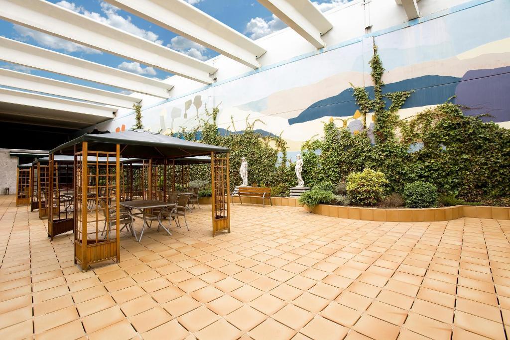 Spa Hotel Ciudad De Teruel Bagian luar foto